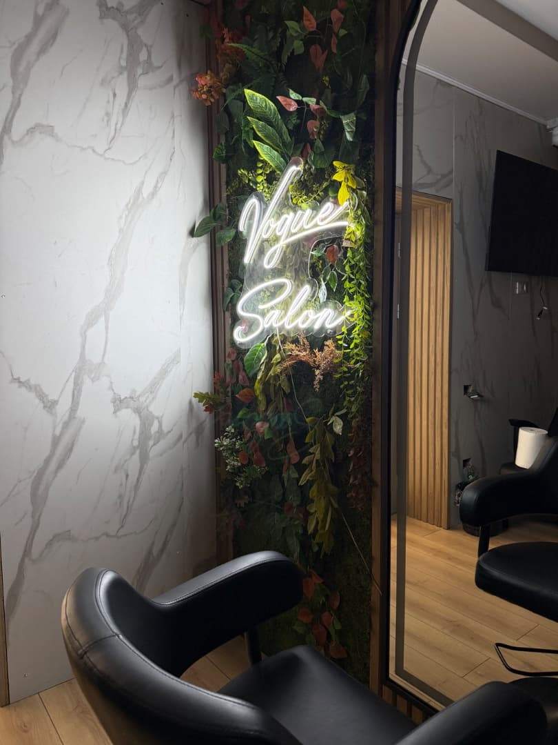 Hairstudio by luka
